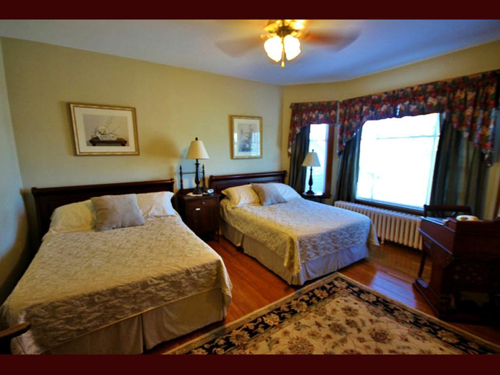 Chateau Sainte-Marie Bed & Breakfast Little Brook Room photo