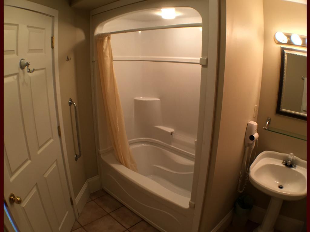 Chateau Sainte-Marie Bed & Breakfast Little Brook Room photo